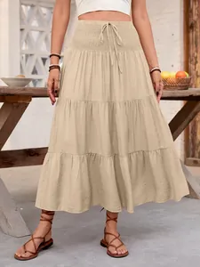 Gonna lunga bohémien beige a balze con vita alta elastica e coulisse in lino