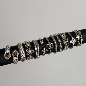 Vintage Silber Schmuckset mit Zirkonia-Blumenringen und Tigerauge-Ohrringen