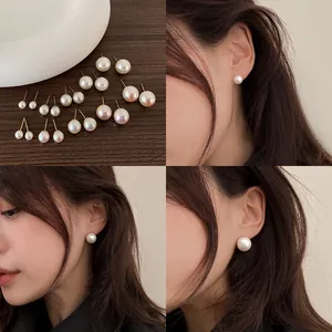 Set di orecchini a perla minimalisti in varie dimensioni con perni in metallo dorato