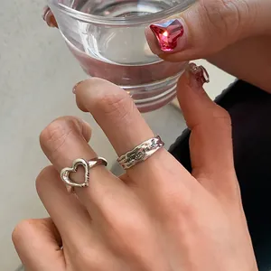 Irregular heart and engraved text ring set with silver textured finish for women