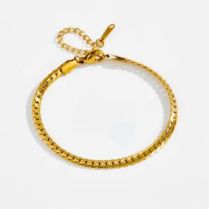 Collana a catena piatta color oro in acciaio inossidabile lucido con chiusura a moschettone