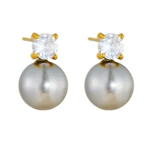 Minimalist pearl earrings with round zircon stones and grey pearl pendants in gold finish