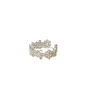 Hohler S925 Silberring mit Blumenmuster, Perlenrand und offenem Design für Damen