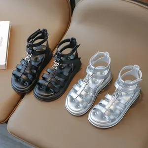 Sandales Gladiateur Romain pour Filles Haute Mode Été Cuir PU Semelle Souple Antidérapante Chaussures de Plage Noir Argent