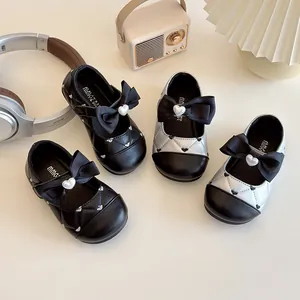 Chaussures Princesse Mary Jane pour Petites Filles Décor Nœud Papillon Cœur Künstliche Perle Semelle Souple Cuir PU Respirant École Mariage Fête Chaussures Plates