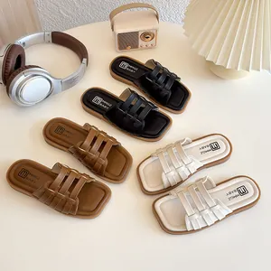 Claquettes Tissées à la Mode pour Filles Cuir PU Bout Carré Pantoufles d'Été Extérieur pour Enfants Plage Style Coréen Sandales Plates