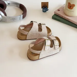 Sandales décontractées pour enfants en daim beige avec double scratch et semelle souple mode