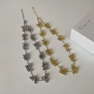 Minimalistische Halsketten mit Metallperlen in Gold und Silber mit Geschenkbox