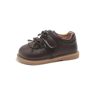 Chaussures Mary Jane marron pour filles avec triple nœud et bordure festonnée