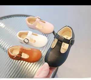 Chaussures Mary Jane pour tout-petits en rose, blanc, marron et noir en cuir mat