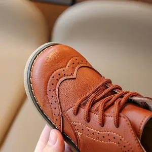 Brown children's lace-up brogue shoes with lychee leather and durable rubber sole