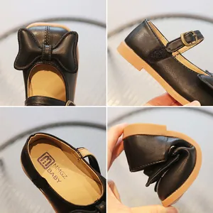 Flexible girls' black Mary Jane princess shoes with bow and soft rubber sole