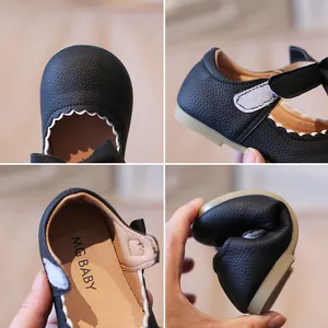 Toddler girl black Mary Jane shoes with wavy edge and flexible rubber sole