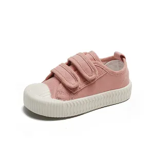 Baskets en toile rose pour enfants avec double velcro et semelles en caoutchouc