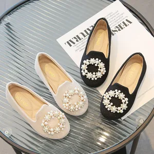Ballerines pour filles à bout carré avec boucle en perles, maille beige et paillettes