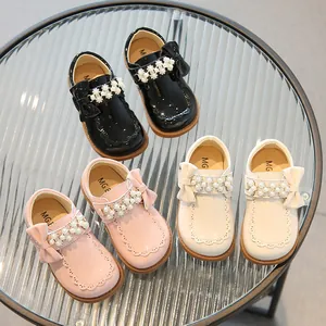 Girls Patent Leather Princess Shoes With Artificial Pearl Rhinestone Bowknot Mary Jane Flats For Wedding Party Formal Dress Shoes