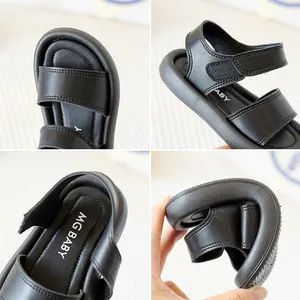 Sandales noires pour enfants avec semelle souple en caoutchouc et brides velcro réglables