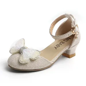 Scarpe da principessa per bambina con strass, fiocco di perle e texture a rete