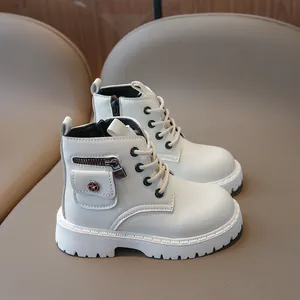 Bottes de combat en cuir blanc pour filles avec poche latérale et badge étoile, style tendance