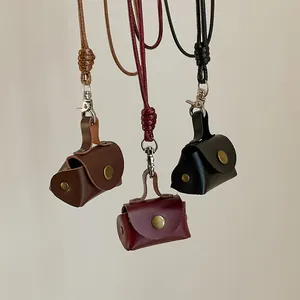 Collier Pendentif Mini Sac Rétro en Similicuir PU Étui Écouteurs Porte-Monnaie Bijoux Femme Corde Tressée Accessoire Mode