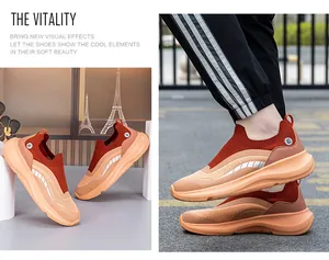 Detailopname van ademend mesh bovenwerk en dikke antislipzool voor oranje wandelschoenen