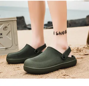 Détail de chaussures de travail antidérapantes vert olive en EVA texturé avec sangle