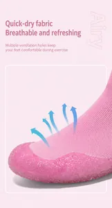 Tomaia in maglia rosa traspirante con punta in gomma rinforzata per scarpe sportive