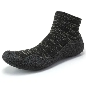 Breathable knit barefoot shoes for men and women, featuring non-slip rubber soles for yoga