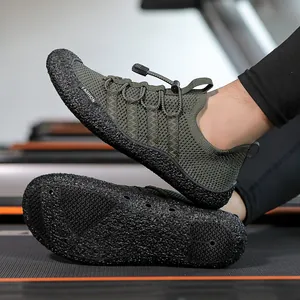 Chaussures d'eau vert armée respirantes avec laçage rapide et semelle antidérapante