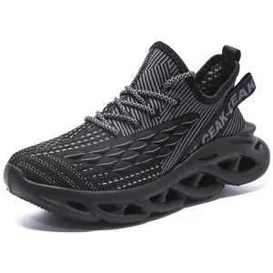 Sneaker da uomo nera traspirante in maglia con suola a lama ammortizzante moderna