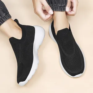 Breathable 3D knit athletic sneakers with white EVA soles for men and women