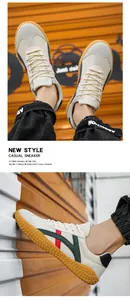 Dettagli di scarpe casual in mesh con strisce laterali e suole in gomma retrò antiscivolo