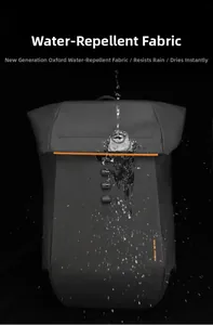 Tessuto oxford resistente all'acqua dello zaino business con gocce d'acqua sulla superficie