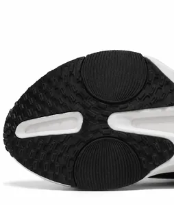Macro de la semelle extérieure en caoutchouc durable avec motifs antidérapants pour chaussures