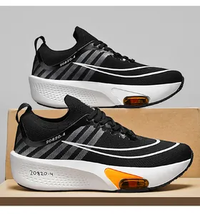 Vue macro de chaussures de sport à coussin d'air montrant le tricot et les détails