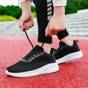 Chaussures de course en maille respirante avec semelle amortie sur piste extérieure