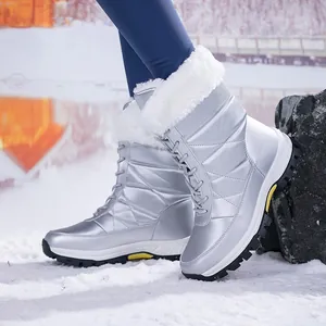 Stivali da neve argento impermeabili con pelliccia sintetica e suola platform antiscivolo