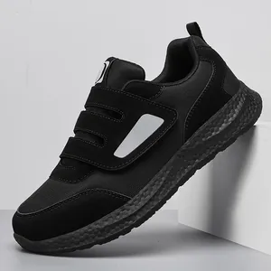 Scarpa da camminata da uomo in mesh traspirante con suola in gomma antiscivolo
