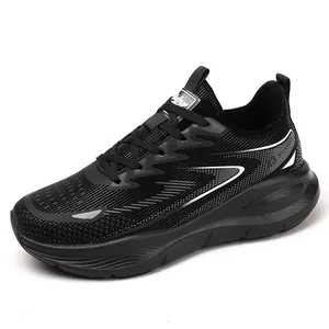 Men's winter running shoes with fleece lining and breathable mesh surface in black