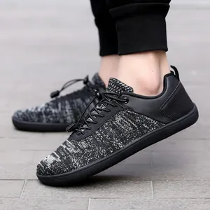 Unisex ασπρόμαυρα πλεκτά παπούτσια barefoot με ελαστικά κορδόνια και επίπεδη σόλα από καουτσούκ