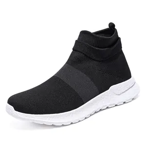 Baskets chaussettes noires légères en maille respirante avec semelle amortie blanche