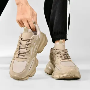Baskets compensées rétro pour hommes en mesh et cuir kaki pour un style sport décontracté