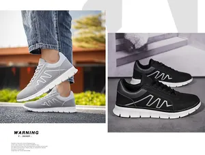 Dettaglio delle sneakers sportive traspiranti da uomo con suola morbida e motivi a onde