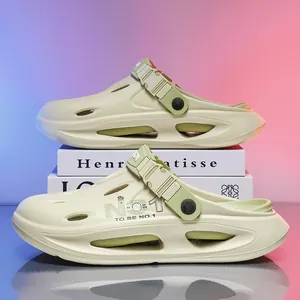 Zuecos de hombre transpirables en beige con suela gruesa de EVA y estampados