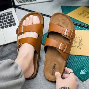 Klassieke bruine kurken slippers met verstelbare dubbele gespen voor heren en dames