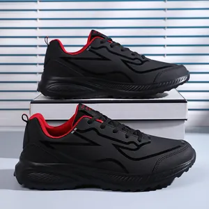 Scarpe sportive leggere nere e rosse antiscivolo impermeabili con suola ammortizzata