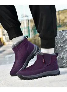 Details lila Winterschuhe mit grauem Fleecefutter und wasserdichtem Obermaterial für Senioren
