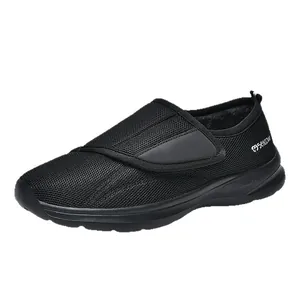 Brede winter sneakers met ademend mesh en klittenbandsluiting voor senioren