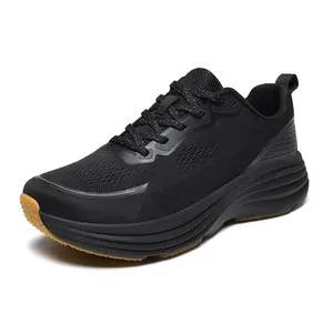 Scarpe da corsa pianta larga da uomo in mesh nero con suola in gomma gialla