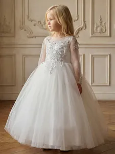 Abito da damigella vintage in pizzo bianco con gonna in tulle a strati per bambine